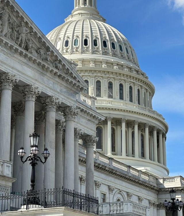 A picture of the capitol in washington dc